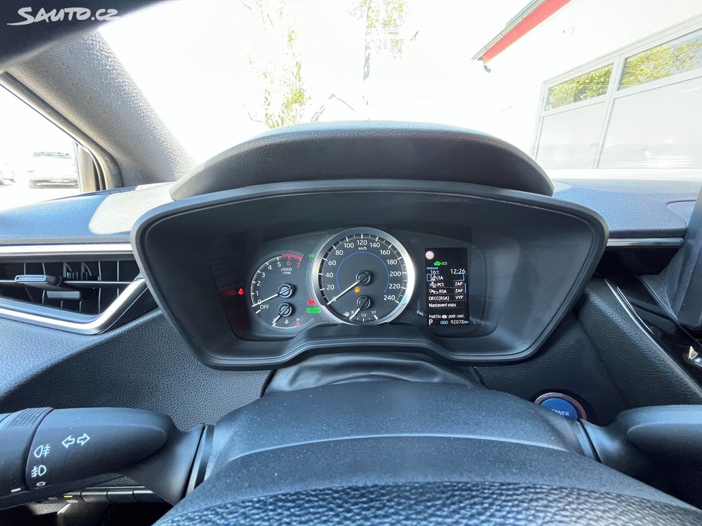 Toyota Corolla, fotka 19
