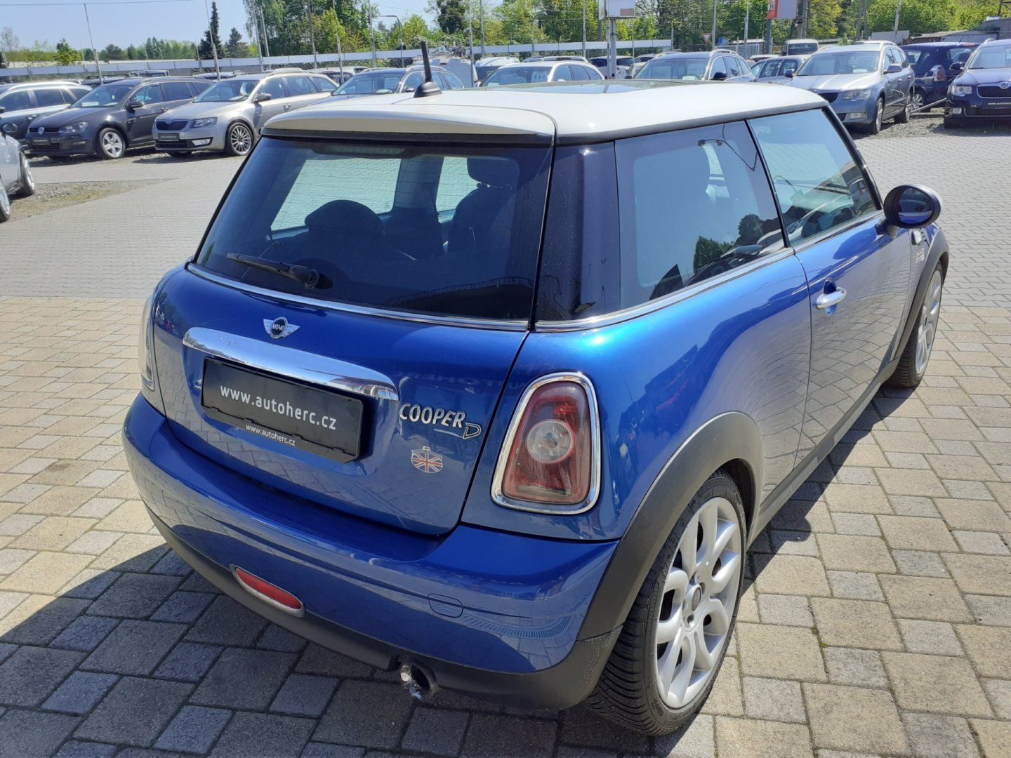 Mini Cooper, 1.6 D PANORAMA - fotka 4