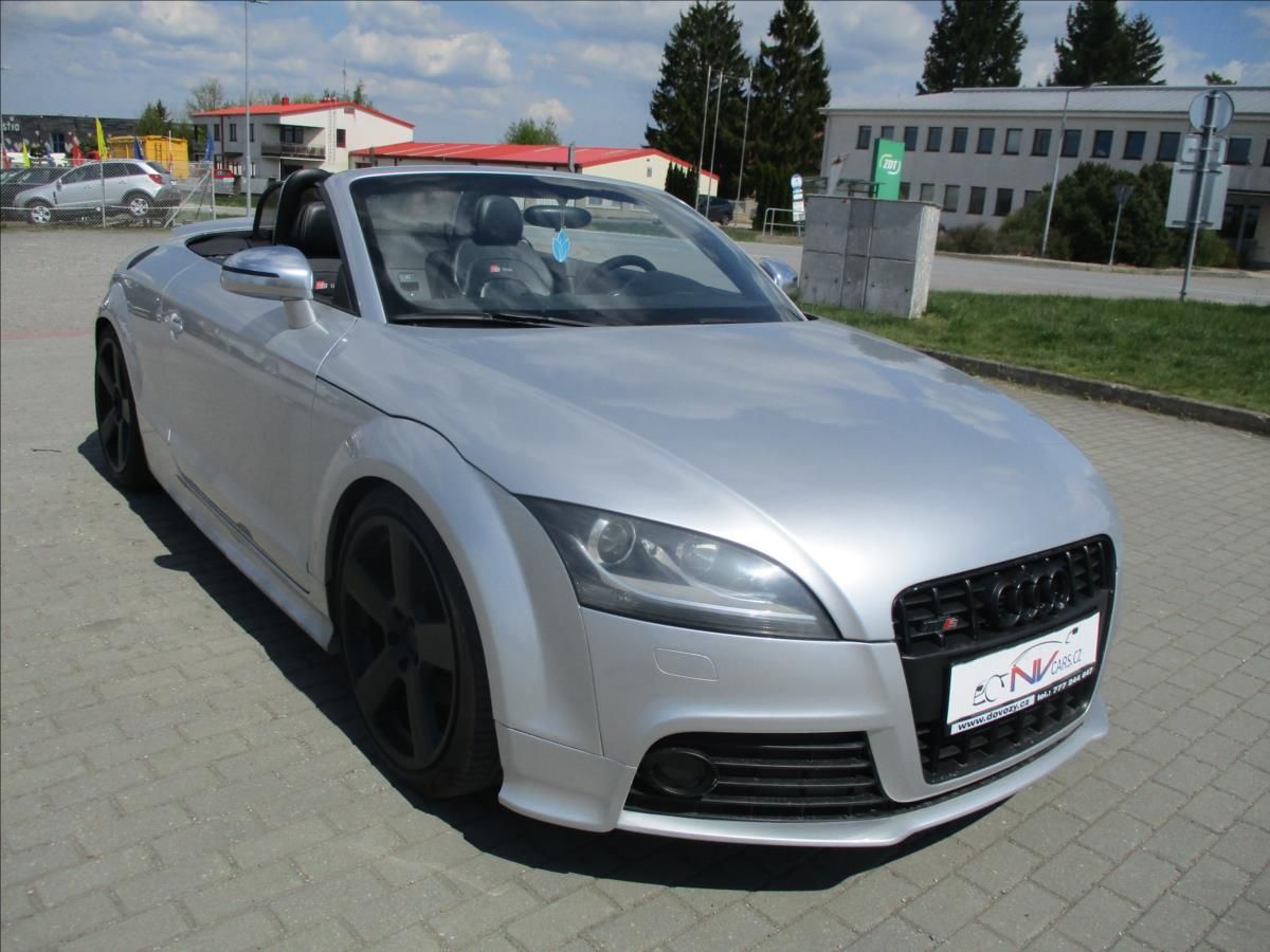 Audi TT, 2,0 TFSi 147kw S-Line - fotka 6