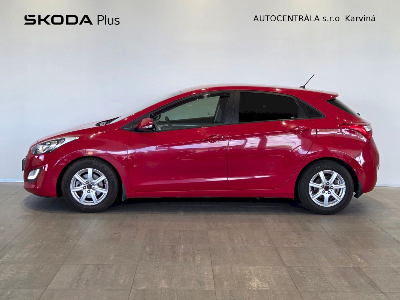 Hyundai i30, 1,6 CRDi / 81kW Trikolor - fotka 3