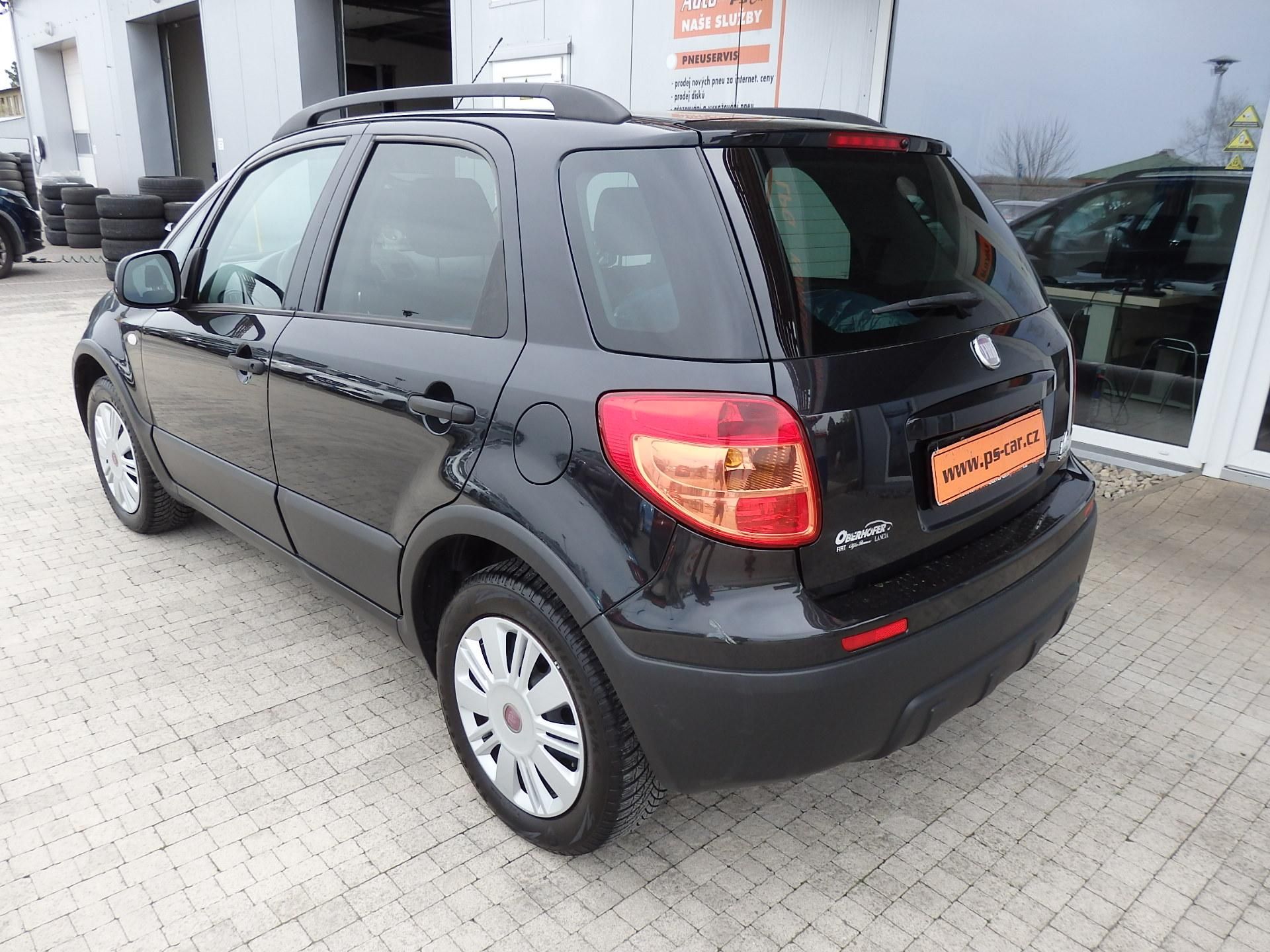 Fiat Sedici, 1.6 16V 4x4, ABS - fotka 5