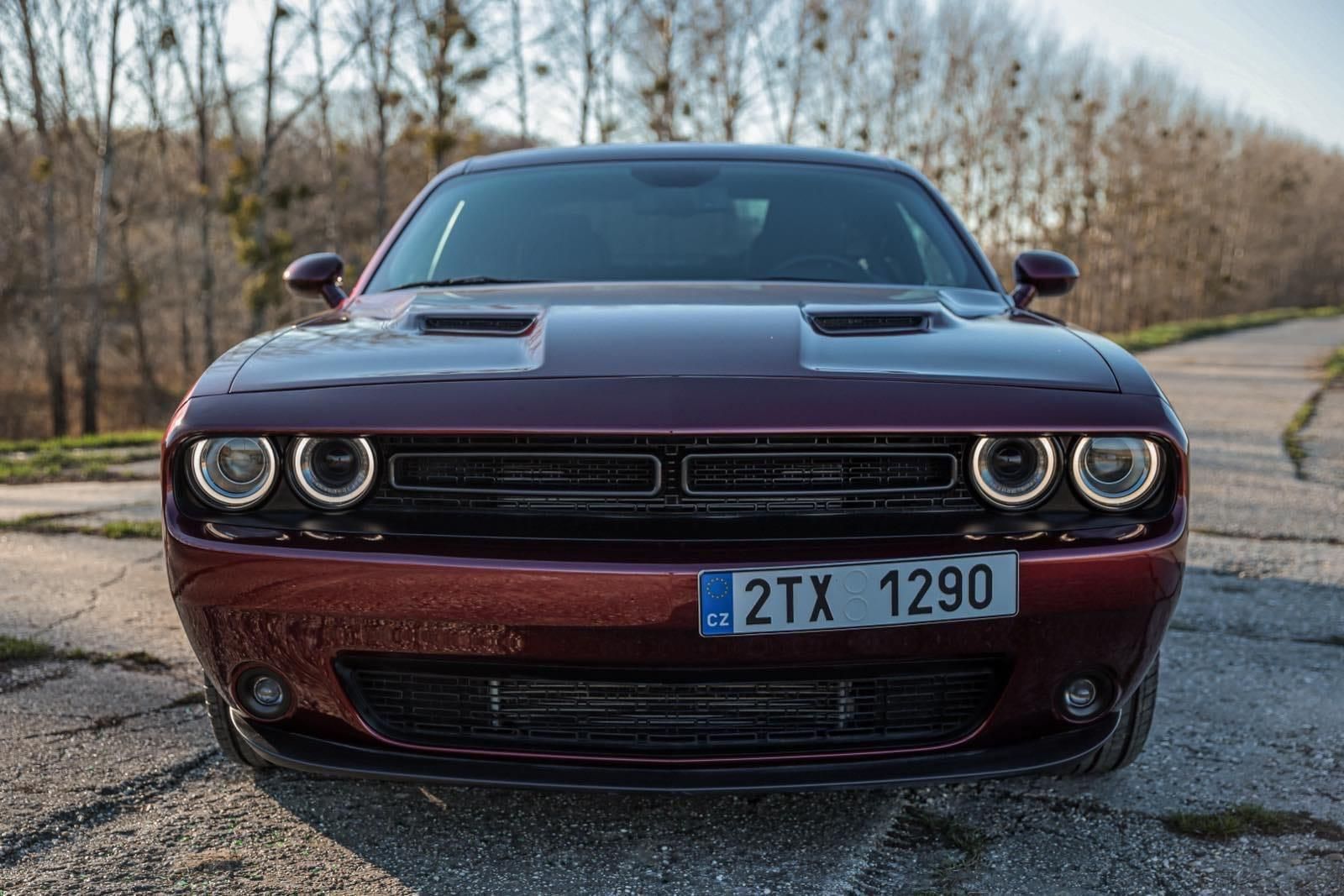 Dodge Challenger, 3.6 V6 SXT Automat - fotka 2
