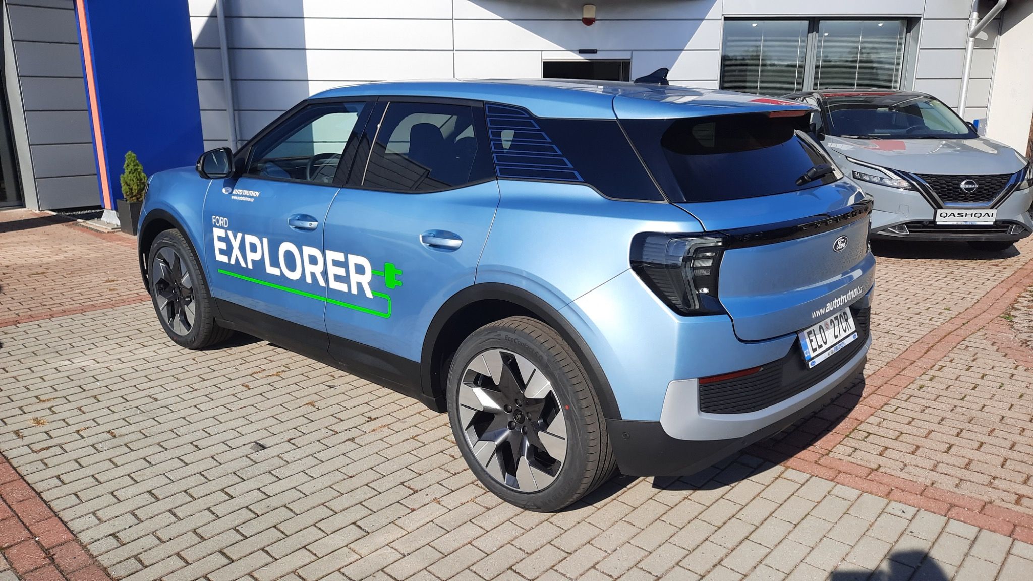 Ford Explorer, BEV 210 kW 77 kWh Premium RWD - fotka 3