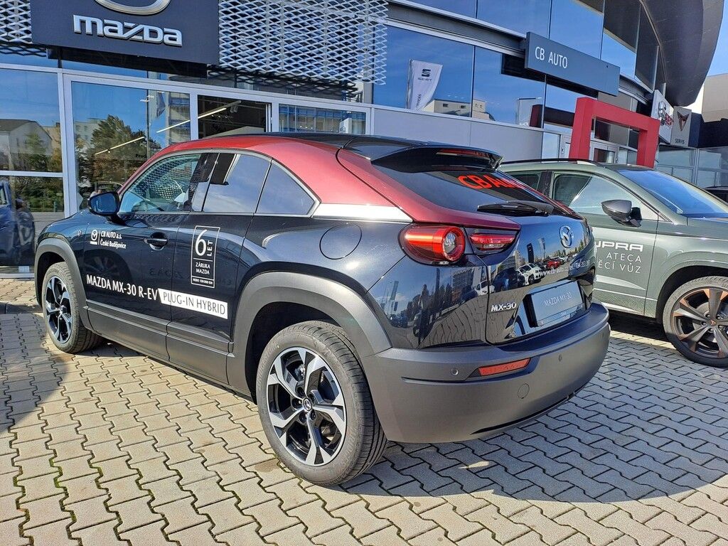 Mazda MX-30, MX-30 2023 e-Skyactiv R-EV 170 - fotka 6