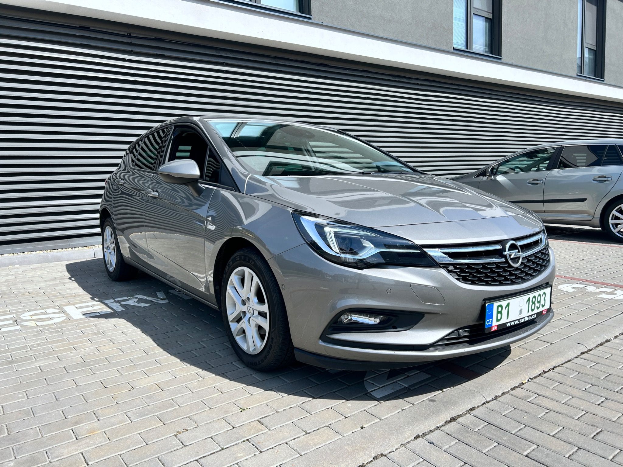 Opel Astra, K 1,4 TURBO, bohatá výbava - fotka 3