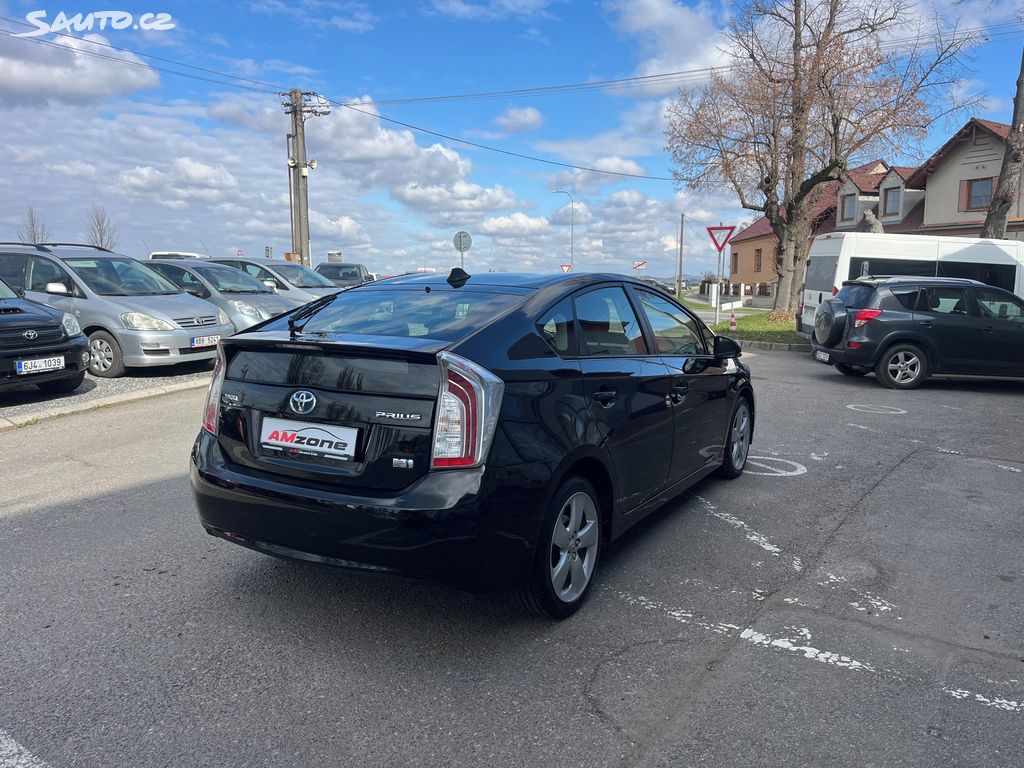Toyota Prius, fotka 10