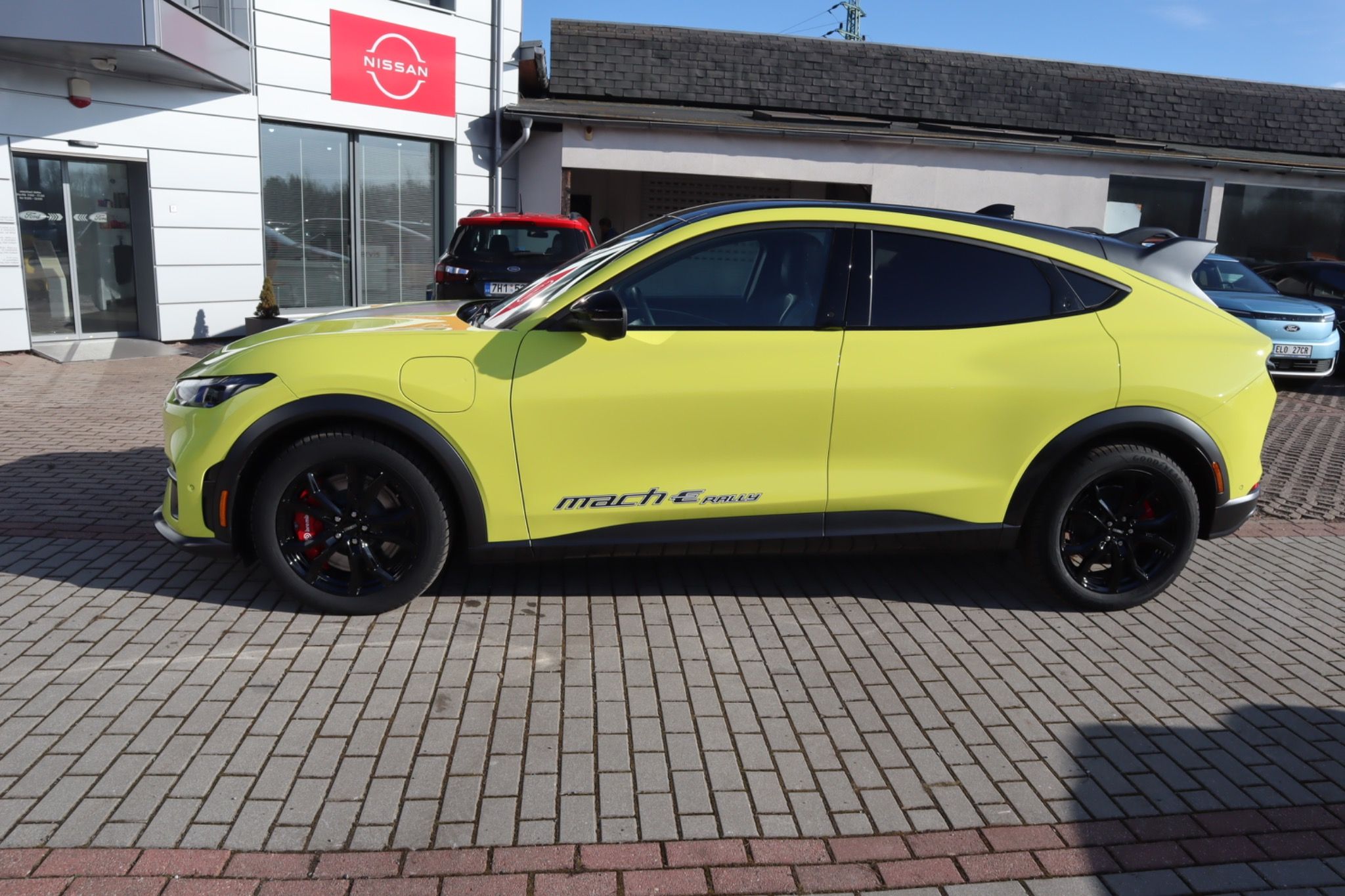 Ford Mustang Mach-E, BEV 358 kW 91 kWh GT Rally AWD - fotka 2