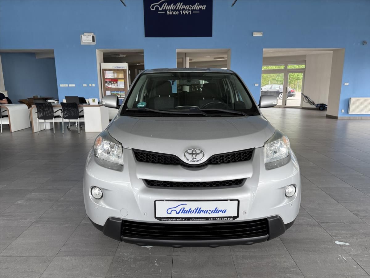 Toyota Urban Cruiser, 1,3   74 kW,KLIMATIZACE - fotka 2