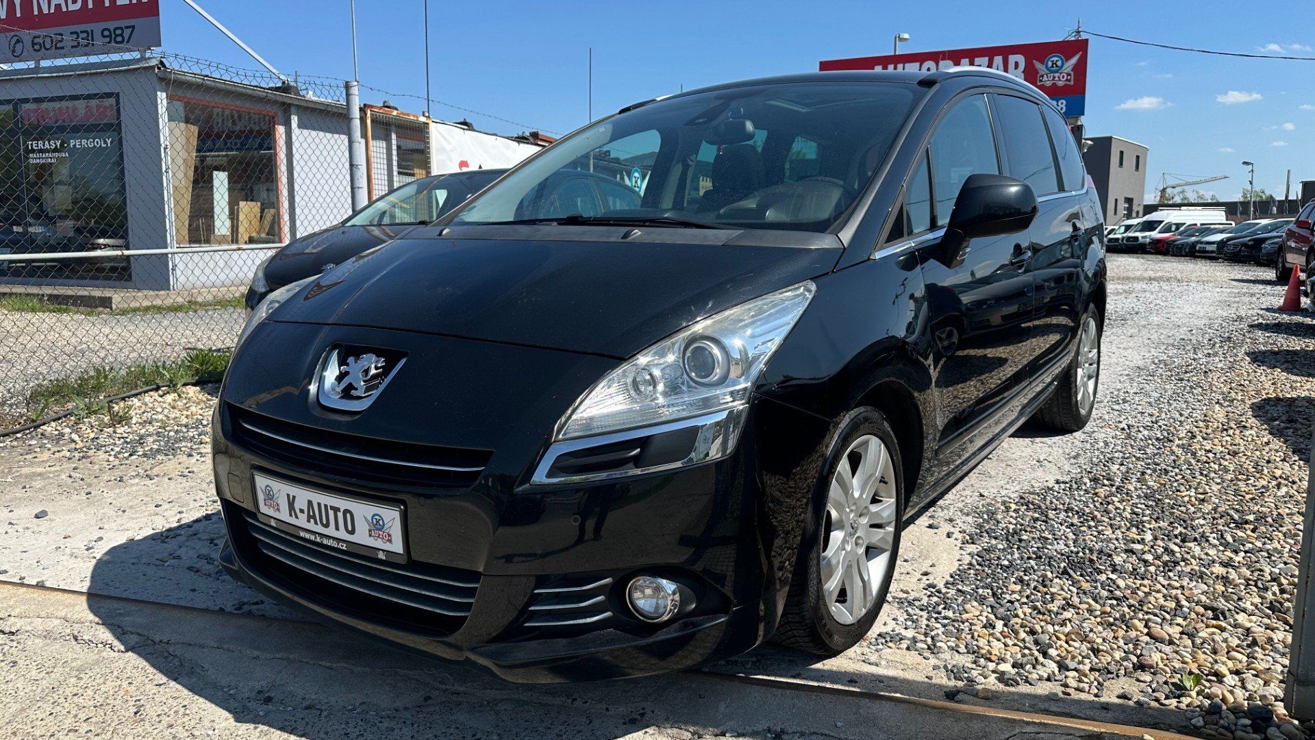 Peugeot 5008, 2.0HDi 110kW *Pano*Navi*PDC*