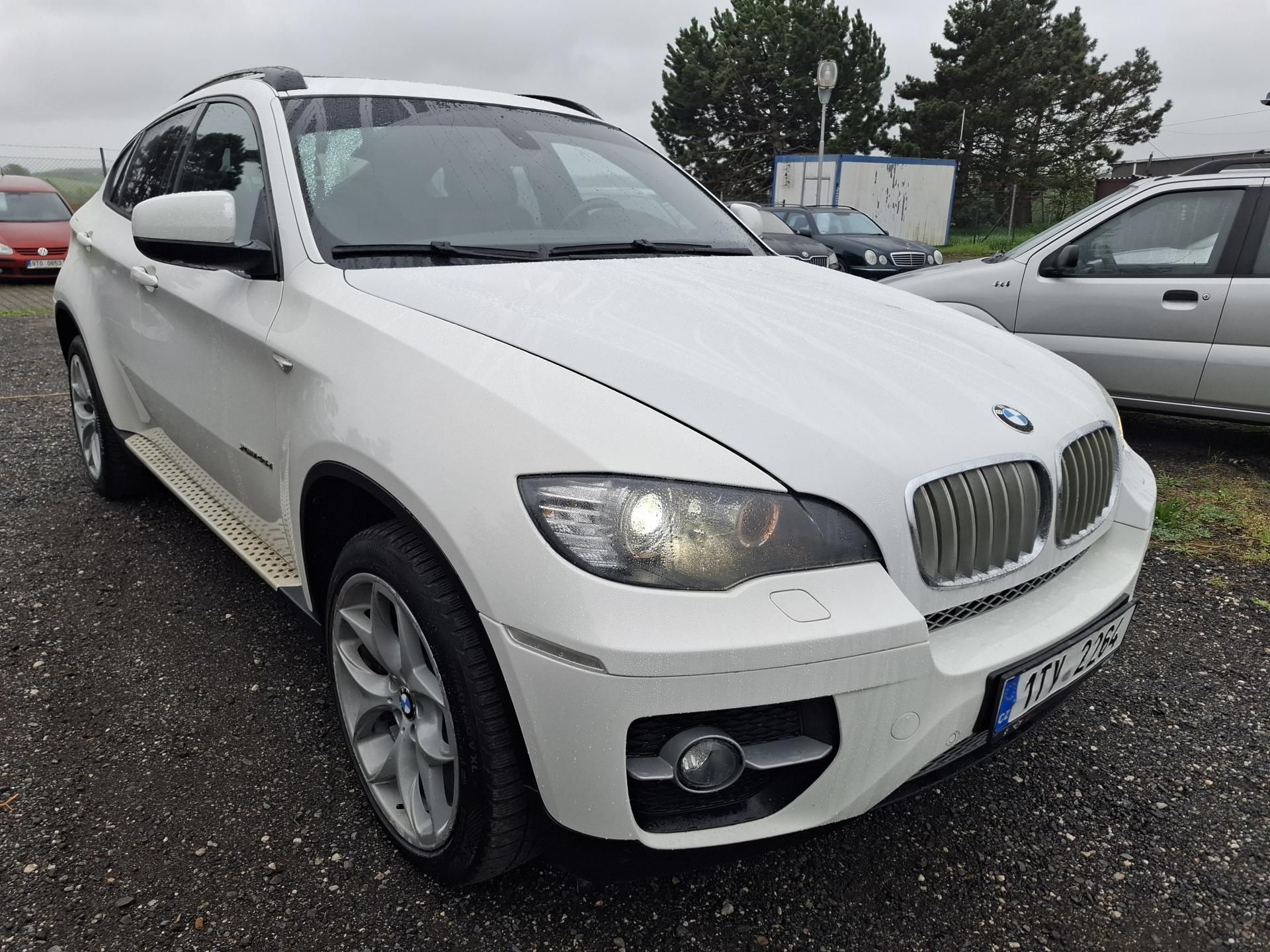 BMW X6, XDRIVE 40D - fotka 3