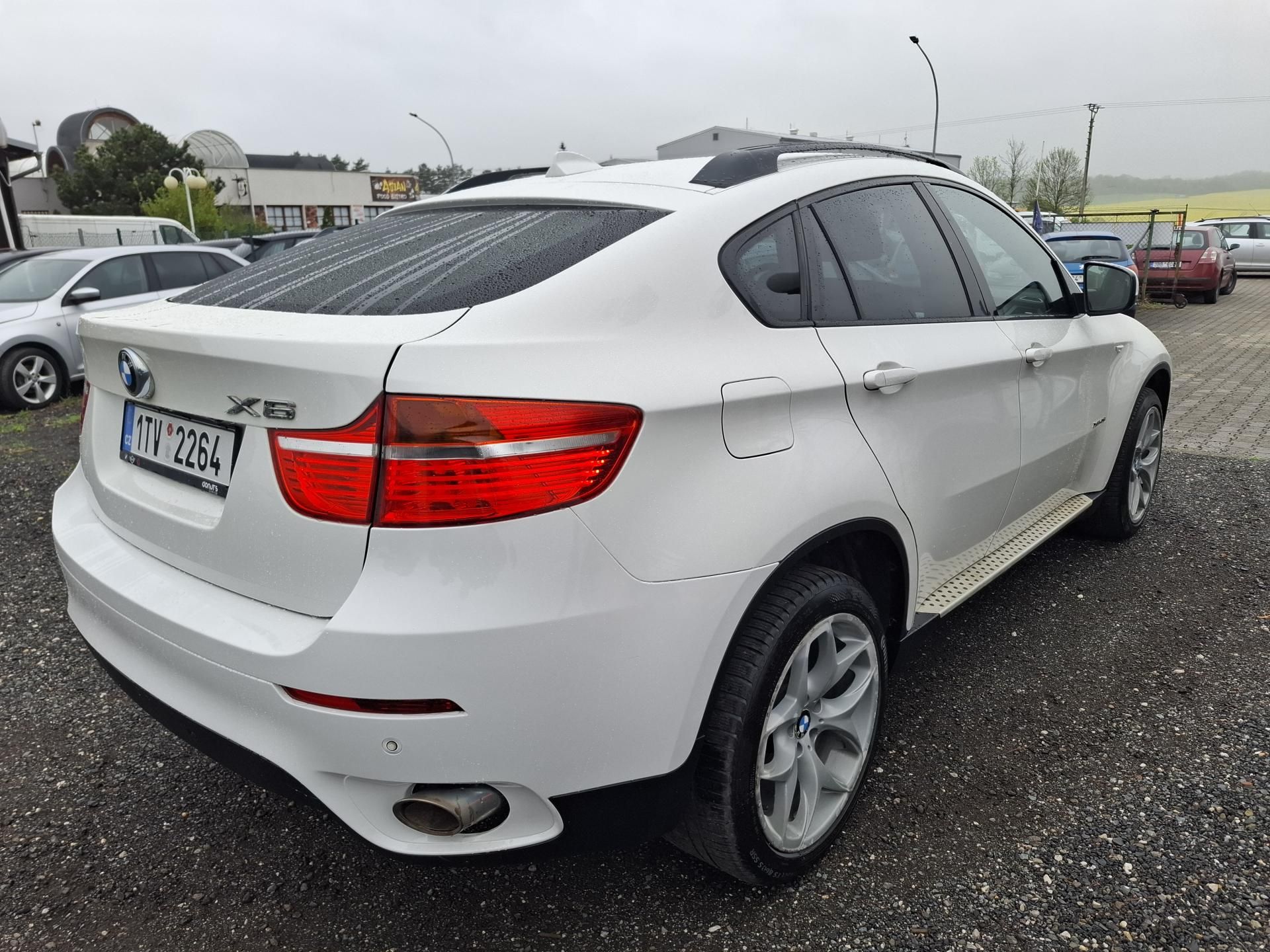 BMW X6, XDRIVE 40D - fotka 2