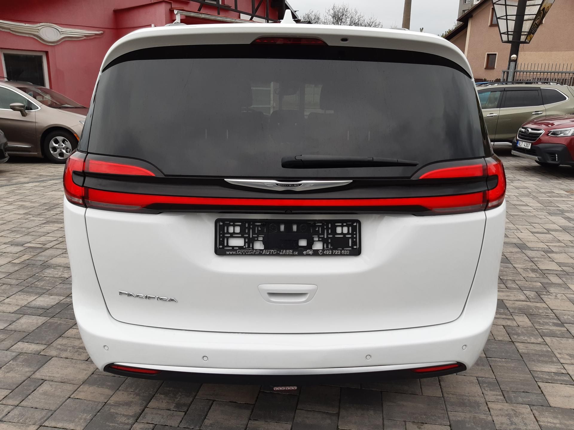 Chrysler Pacifica, 3,6L V6,Top výbava, nový model - fotka 6