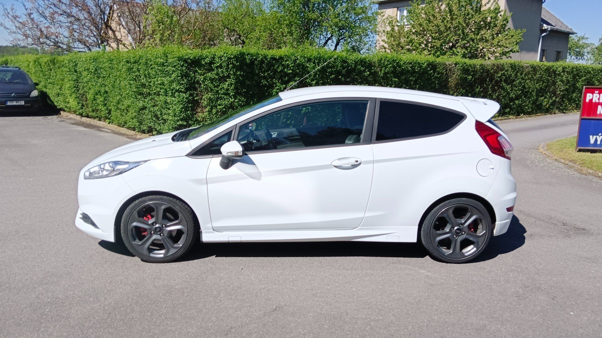 Ford Fiesta, 1,6 i 134kw ST - fotka 3