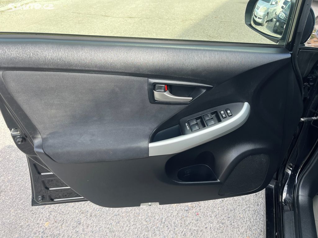 Toyota Prius, fotka 12