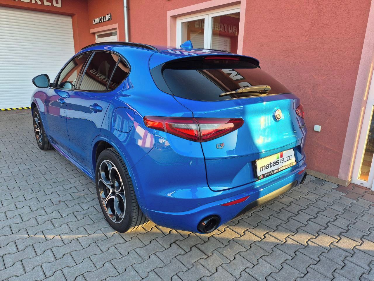 Alfa Romeo Stelvio, 2.2 JTDM Veloce Q4 - fotka 3