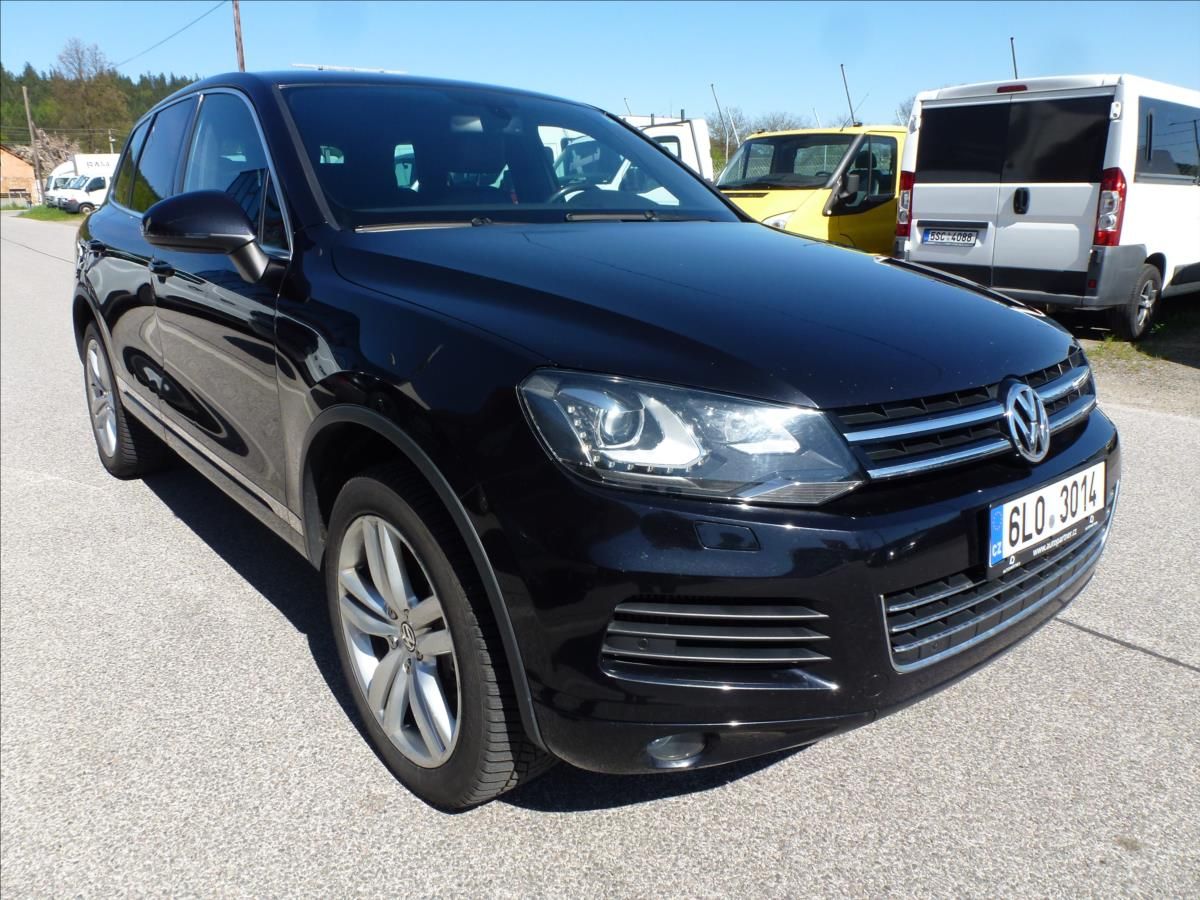 Volkswagen Touareg, 3,0 TDI V6 4Motion 180KW Xenon - fotka 4