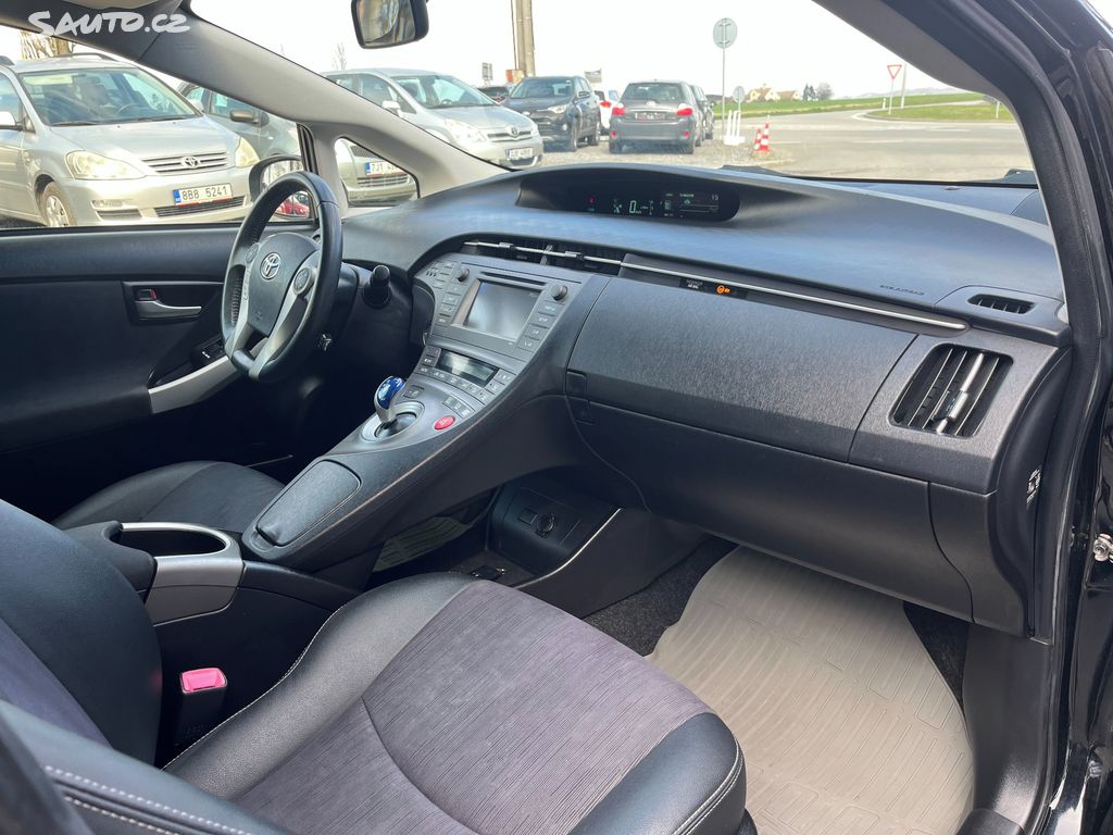 Toyota Prius, fotka 17