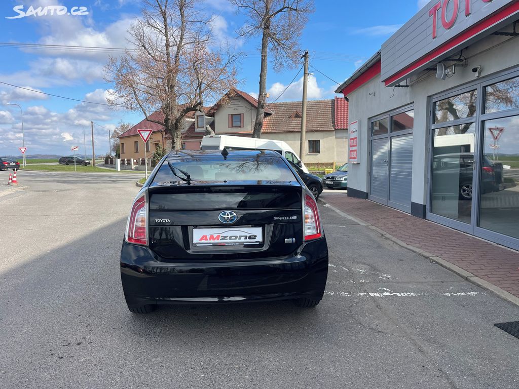 Toyota Prius, fotka 9