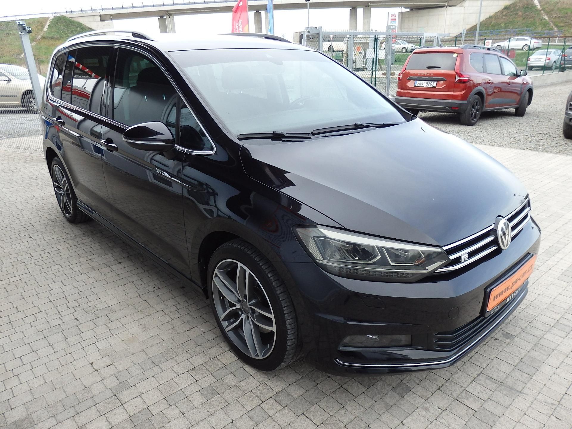 Volkswagen Touran, 2,0 TDI 140kW HIGHLINE,DSG LED - fotka 3