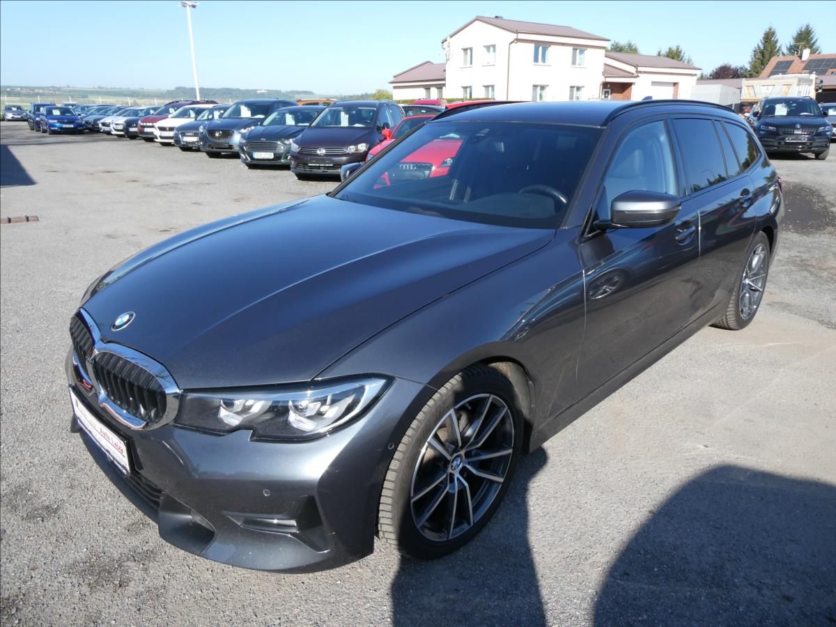 BMW Řada 3, 2,0 320D xDrive,M-paket,1.maj. - fotka 3