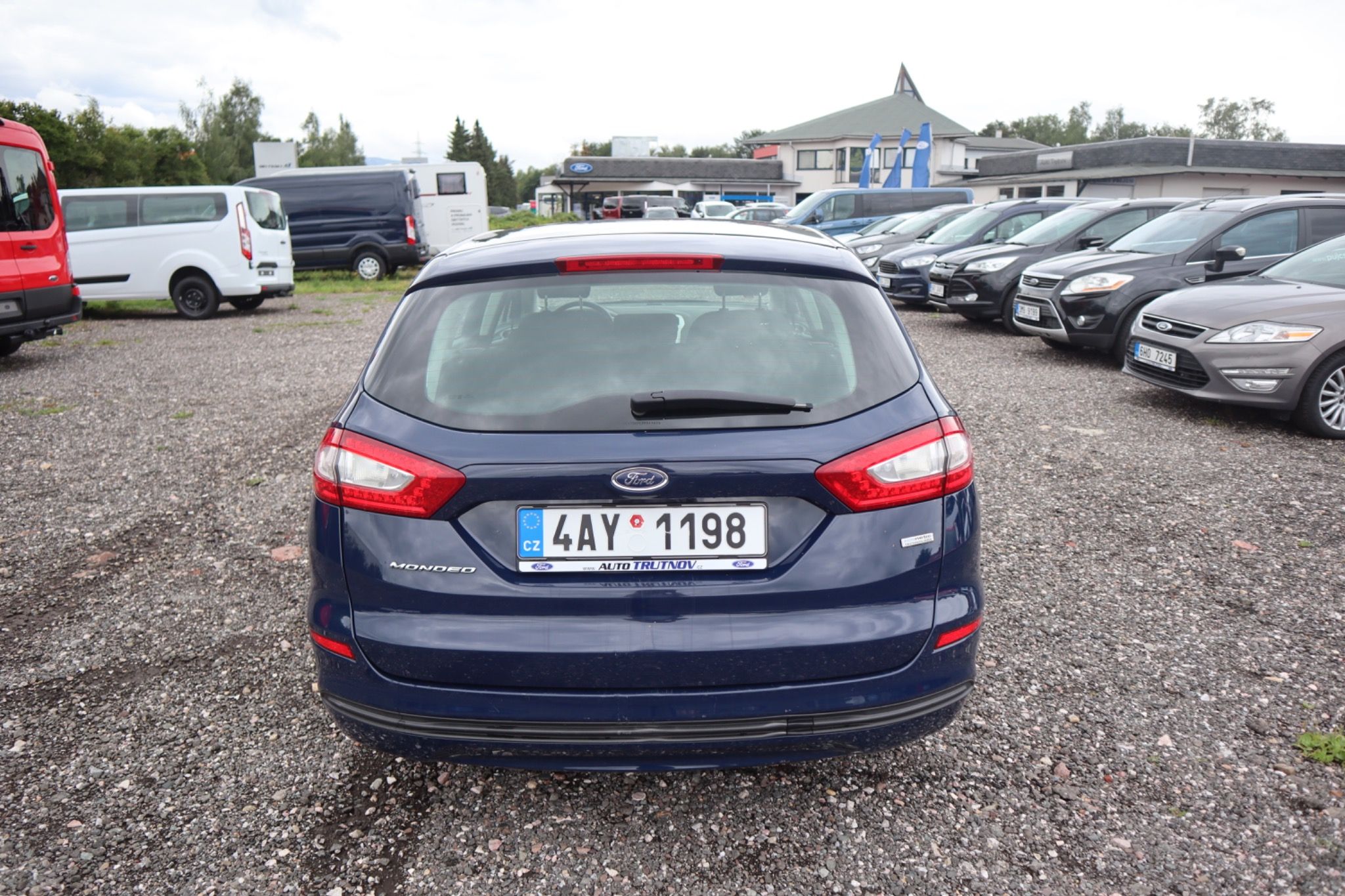 Ford Mondeo, 1.5 TDCi 88 kW 120 k manuál - fotka 4