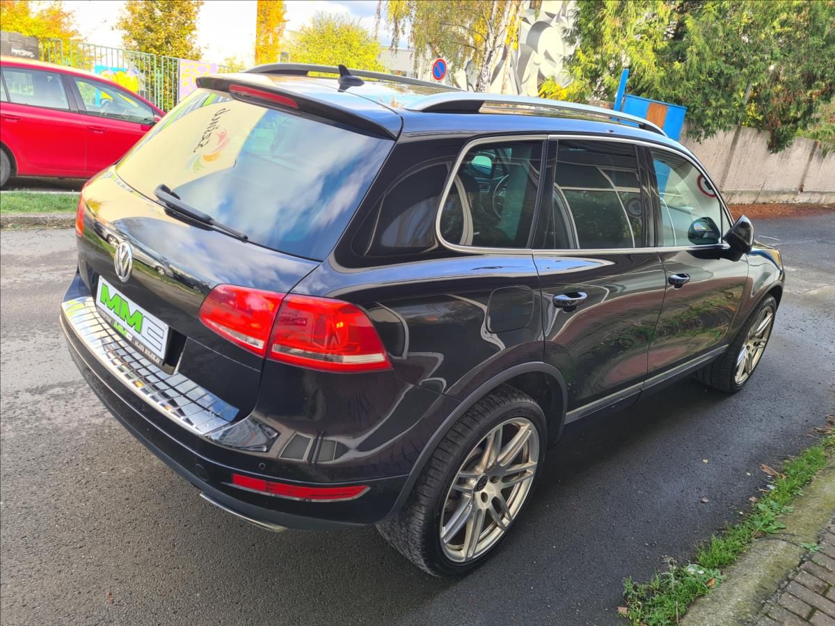 Volkswagen Touareg, 4.2TDi*EXCLUSIVE*TAŽNÉ*KAM - fotka 4