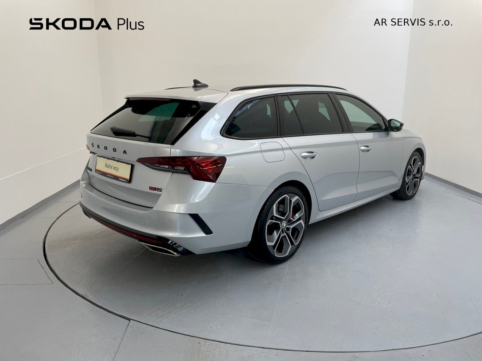 Škoda Octavia, COMBI RS, 2.0TSI/ 180kW, 7DSG - fotka 2