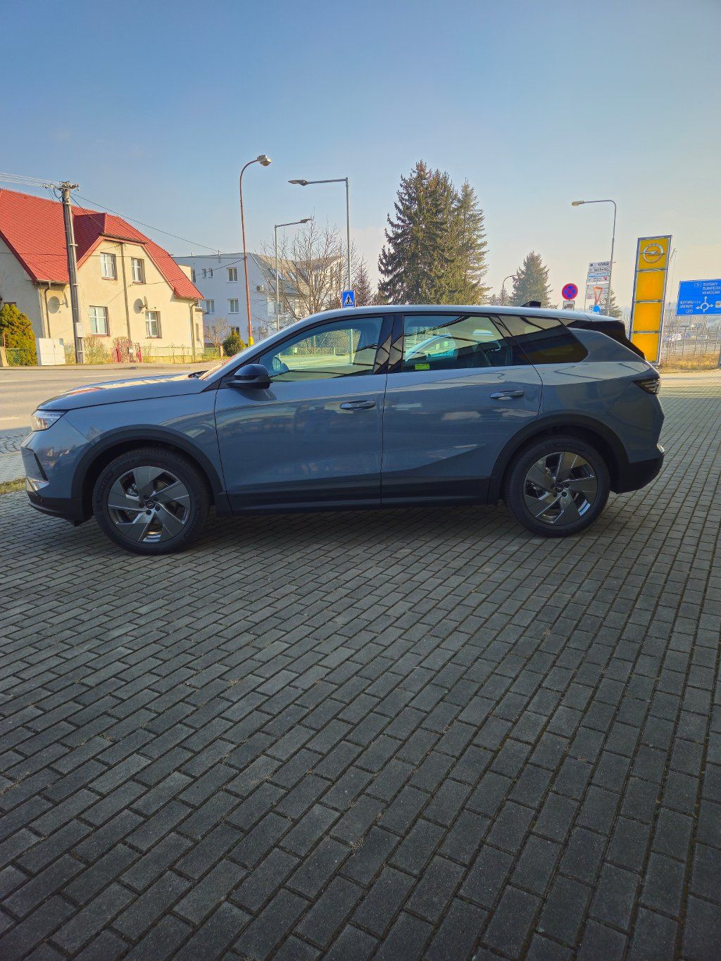 Opel Grandland, EDITION HYBRID 1.2 - fotka 5