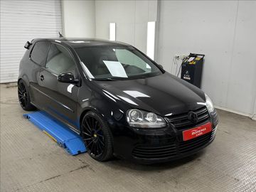 3,2 V6 4Motion R32