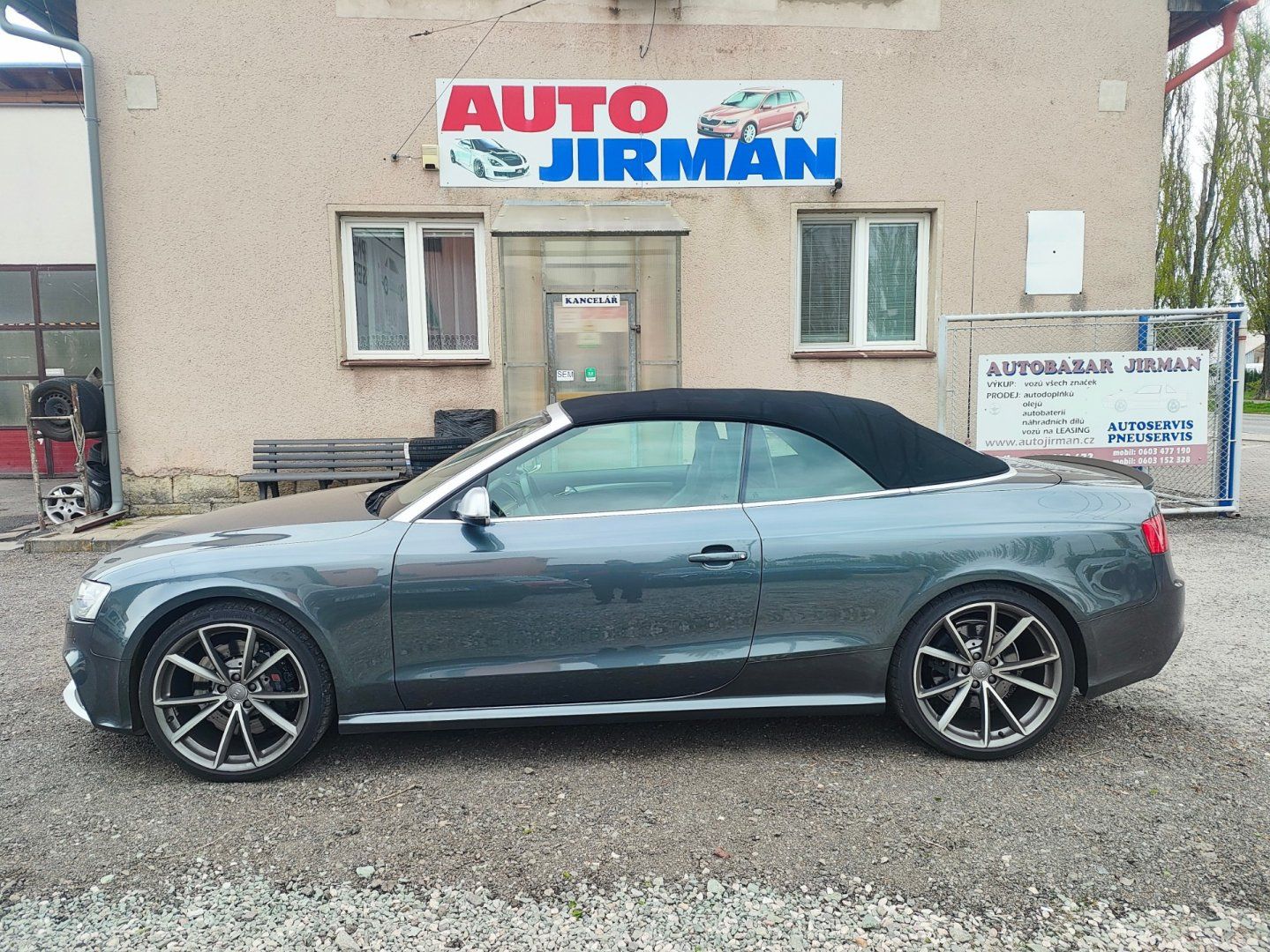 Audi RS5, 4.2 FSi cabrio - fotka 5