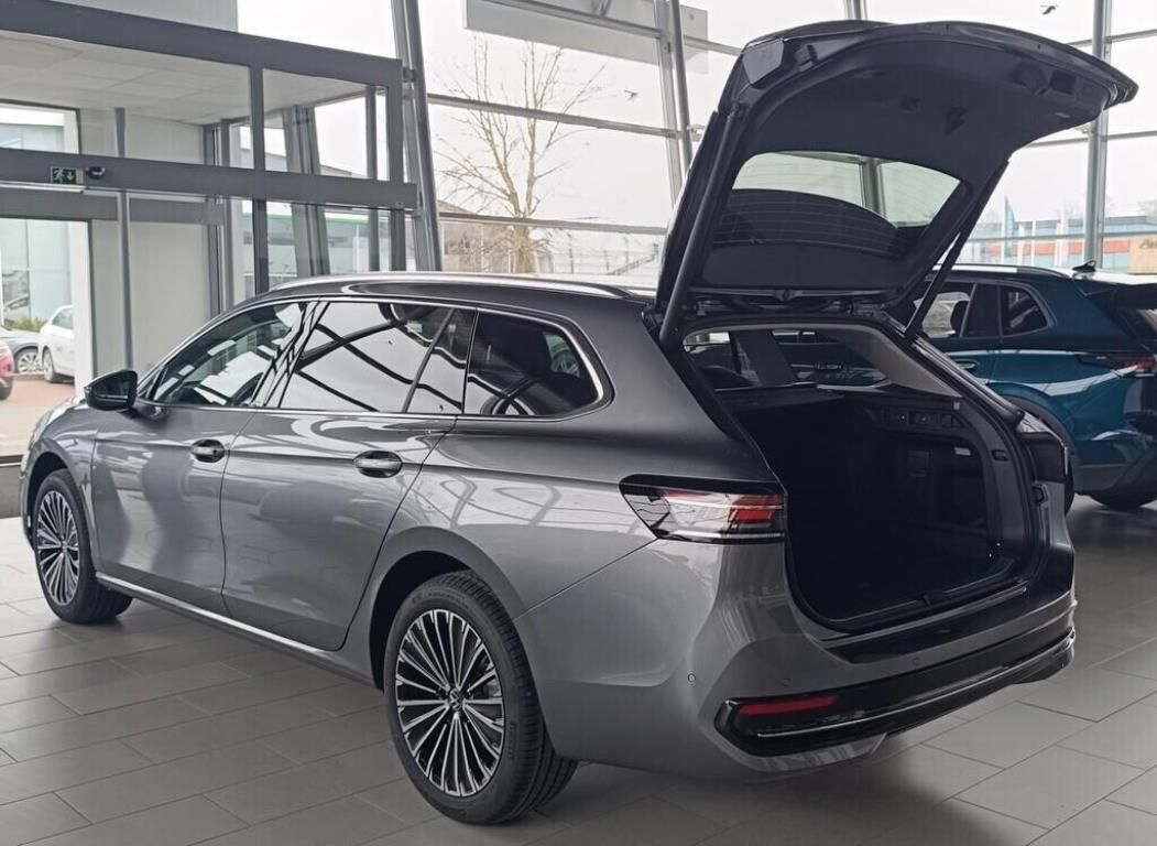 Volkswagen Passat, Elegance 1,5 eTSI 110 kW - fotka 4