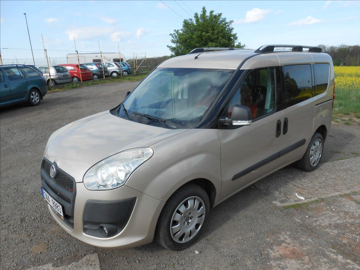 Fiat Dobló, 1,6 Multijet 77 kW Life  CZ - fotka 2