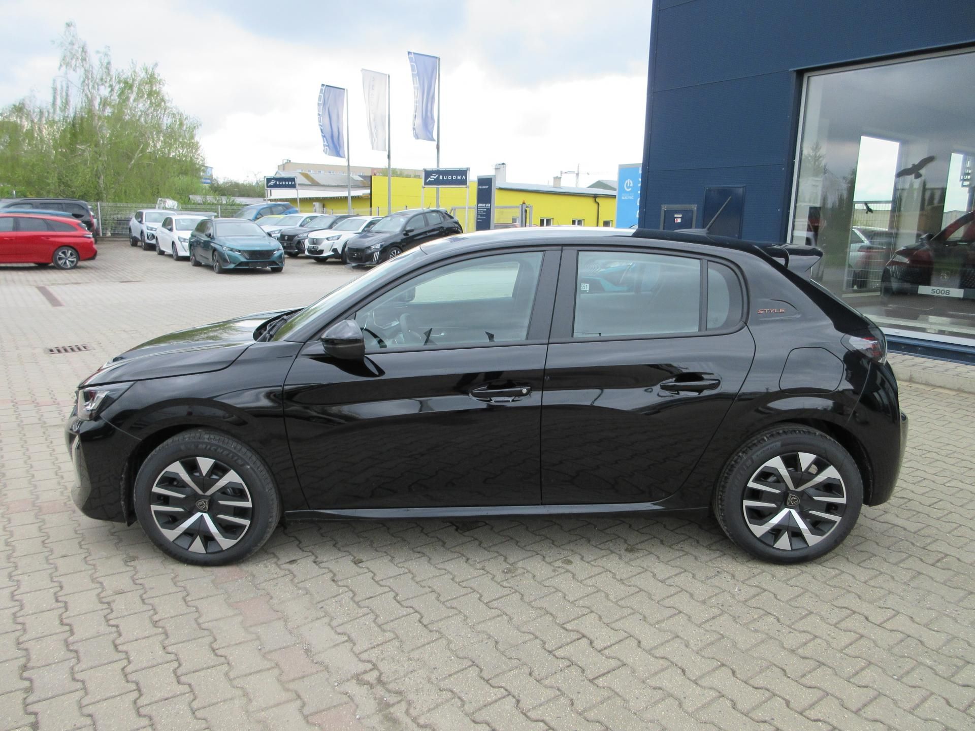 Peugeot 208, STYLE Hybrid 110 e-DCS6 - fotka 5