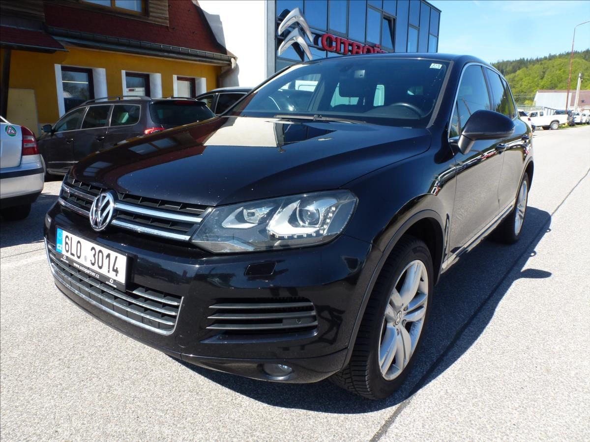 Volkswagen Touareg, 3,0 TDI V6 4Motion 180KW Xenon - fotka 2