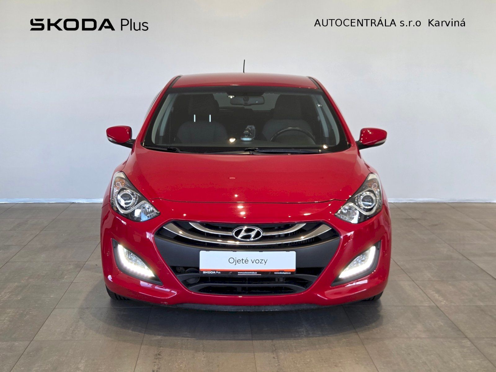 Hyundai i30, 1,6 CRDi / 81kW Trikolor - fotka 4