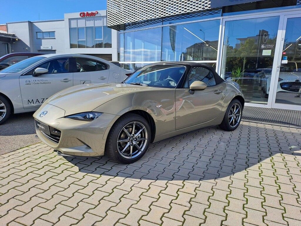 Mazda MX-5, MX-5 2024 2ST 1.5L SKYACTIV G