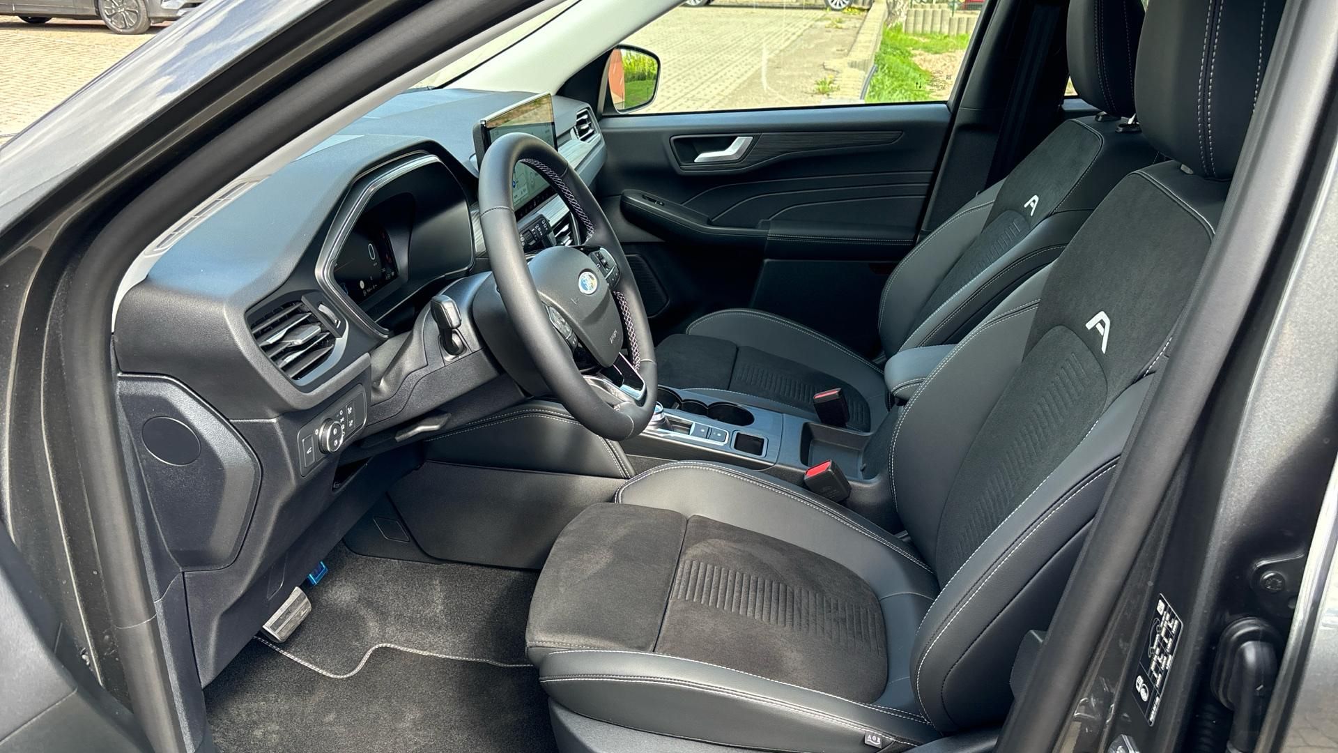 Ford Kuga, 2.5 HEV AWD Active X, Winter - fotka 6