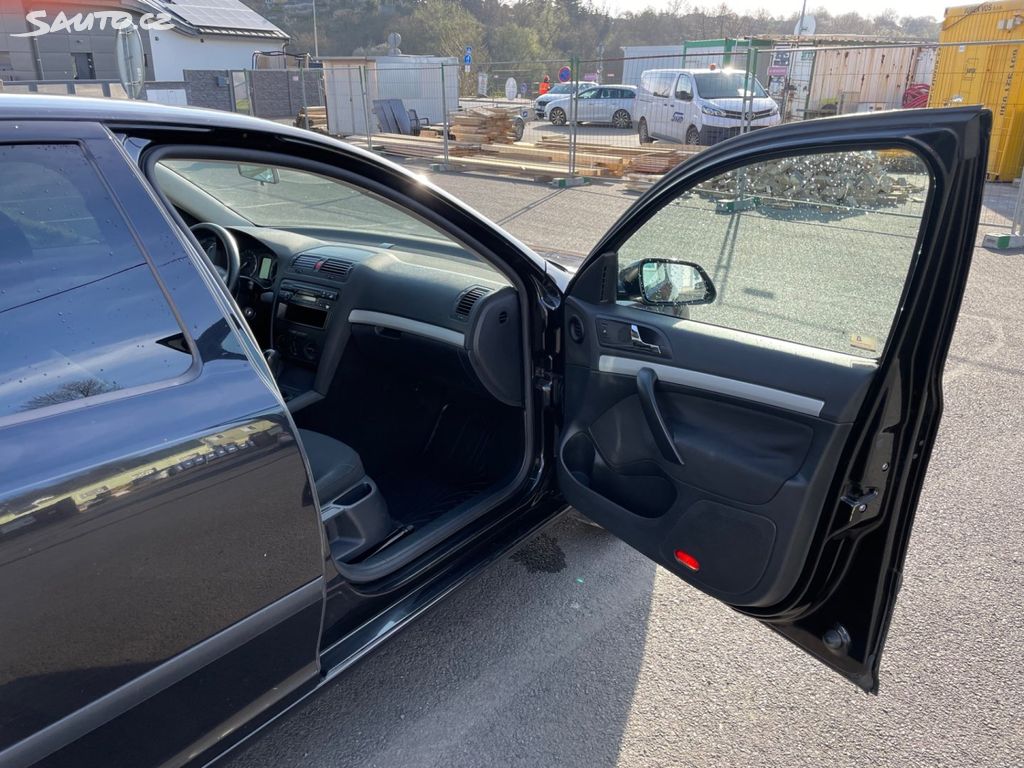 Škoda Octavia, 1,9 TDi 77kW, SERVISKA