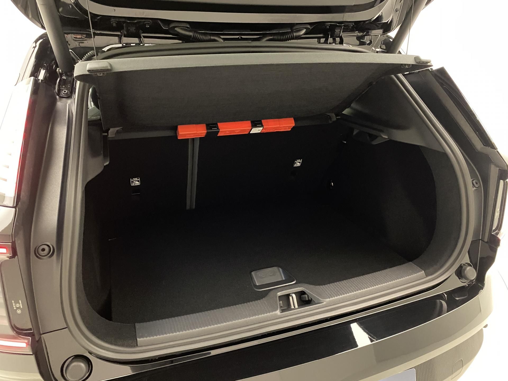 Volvo EX30, PURE ELECTRIC EXTENDED PLUS - fotka 4