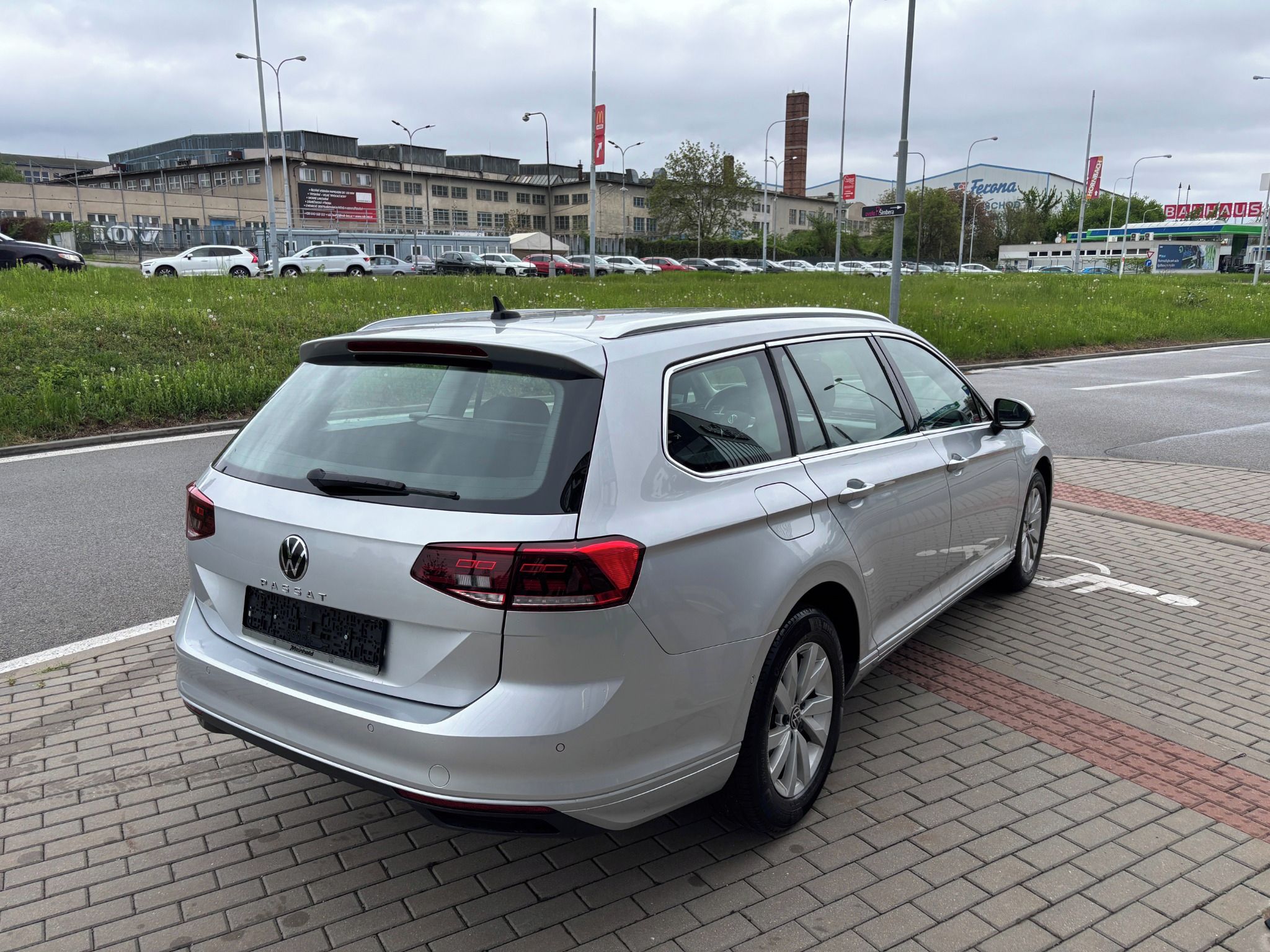 Volkswagen Passat, 1,5 TSi 110kW 1 Majitel DSG - fotka 6