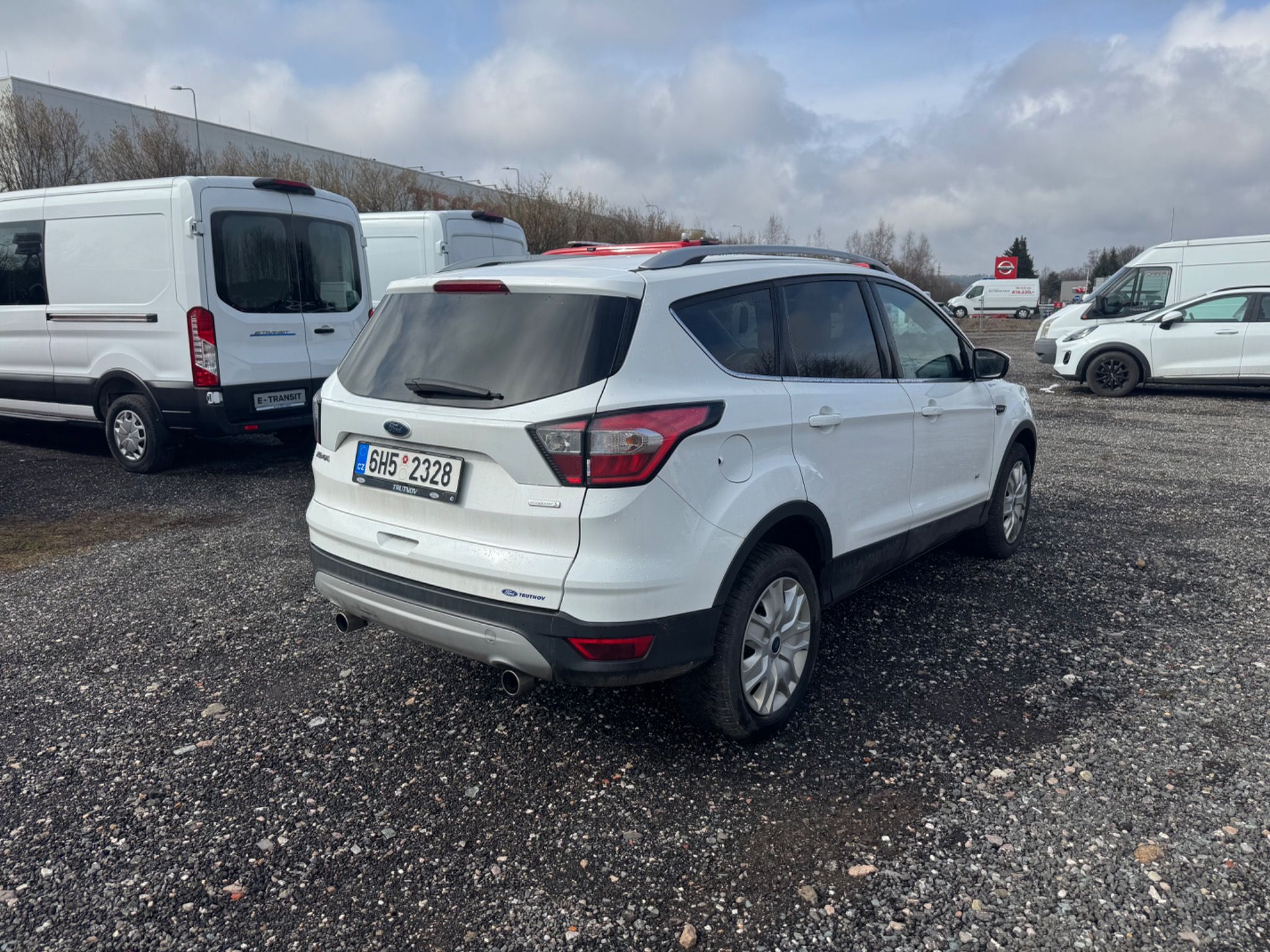 Ford Kuga, 1.5EcoBoost 134 kW TitaniumAWD - fotka 5
