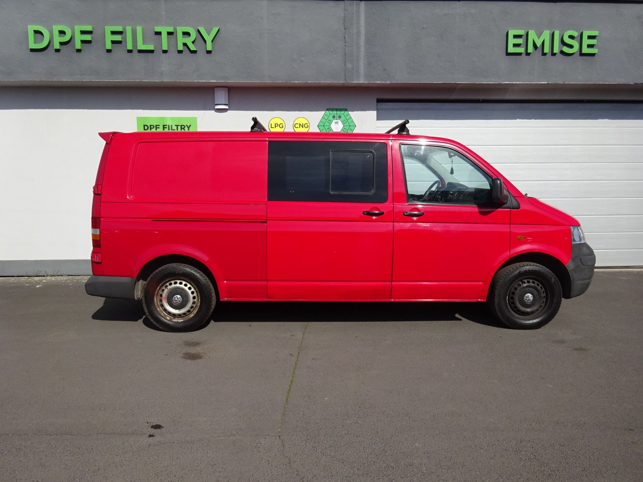 Volkswagen Caravelle, T5 2.5 TDi 4x4 - fotka 2