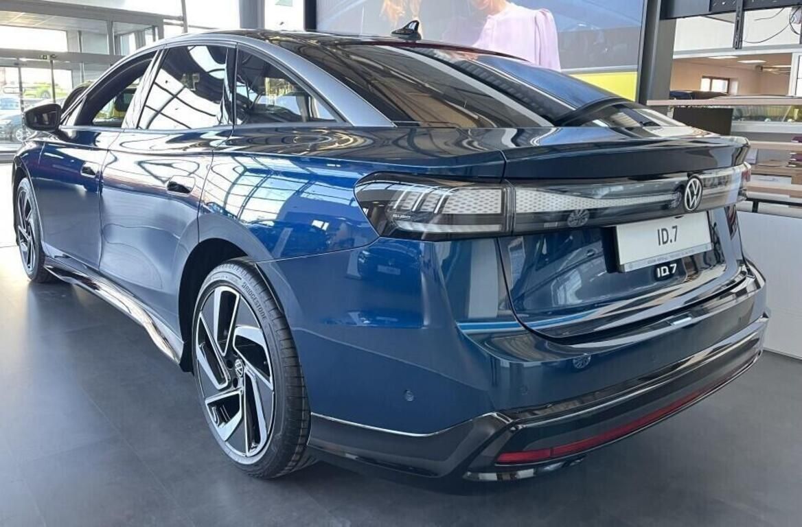 Volkswagen ID.7, Pro 210 kW, kap. bat. 77 kWh, - fotka 3