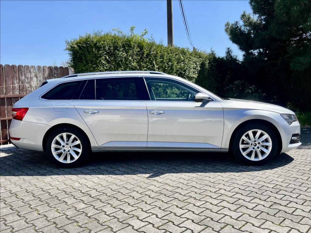 Škoda Superb, 2,0 TDI DSG VIRTUAL ACC ZÁRUKA - fotka 6