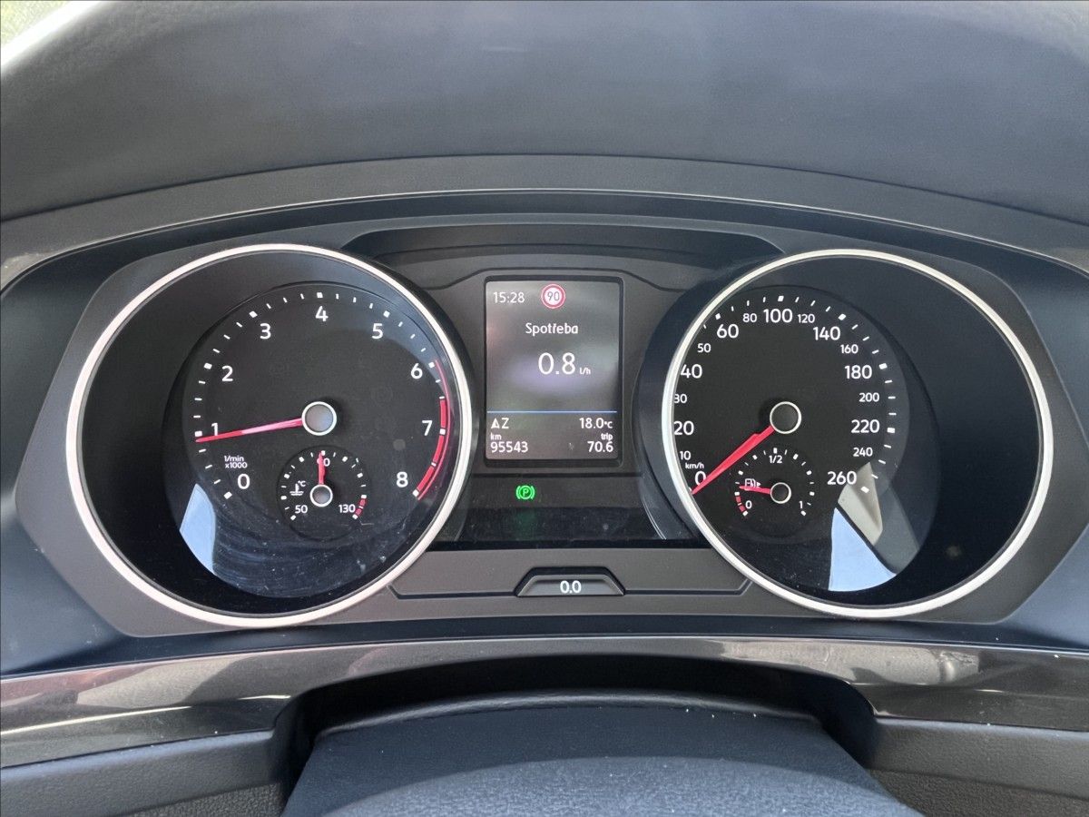 Volkswagen Tiguan, 1,5 TSI Life - fotka 6