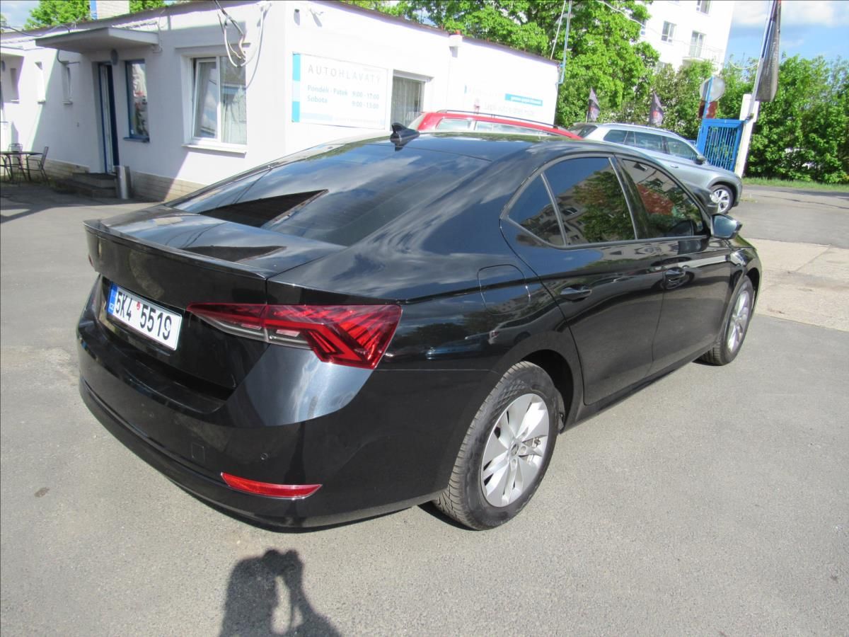 Škoda Octavia, 2,0 TDI IV DSG 110kW Style Sed - fotka 6