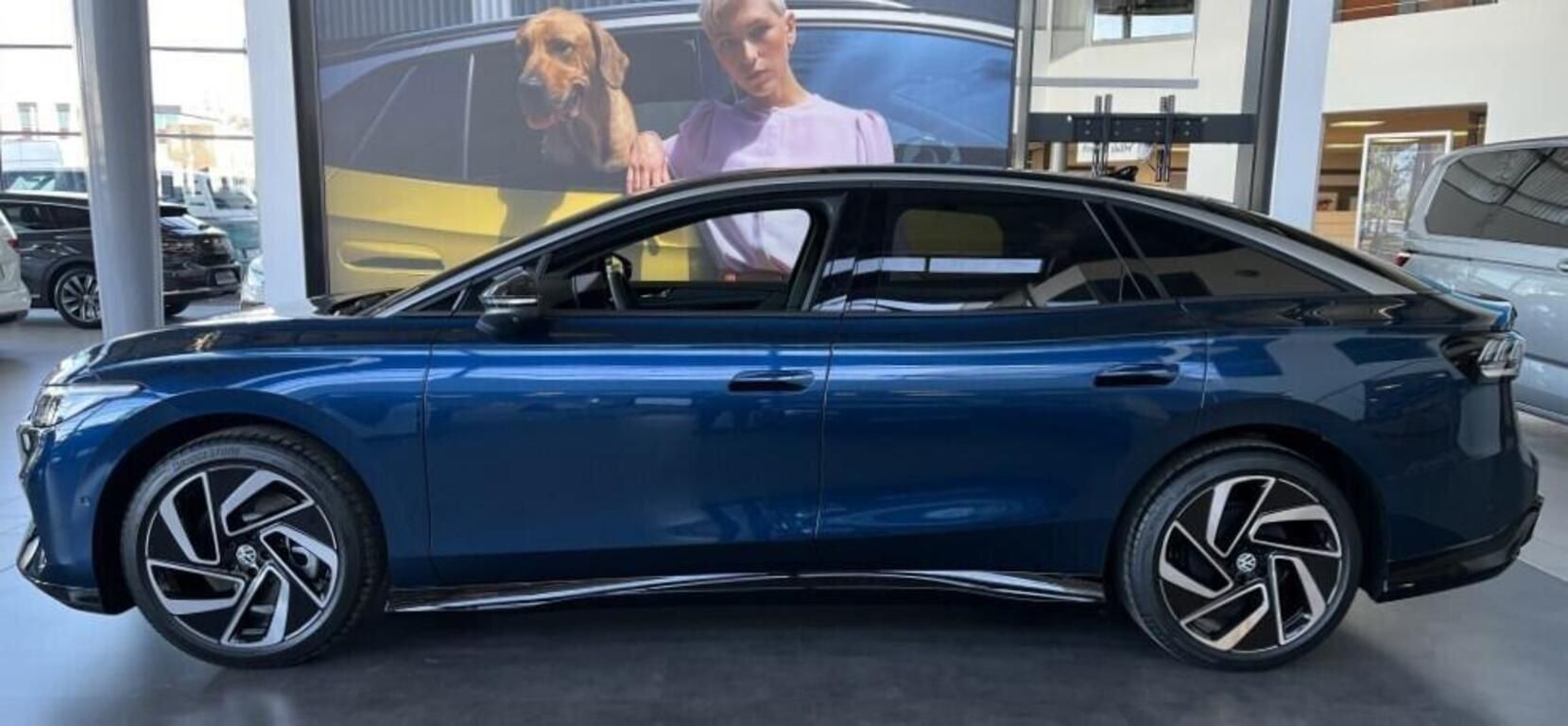 Volkswagen ID.7, Pro 210 kW, kap. bat. 77 kWh, - fotka 2
