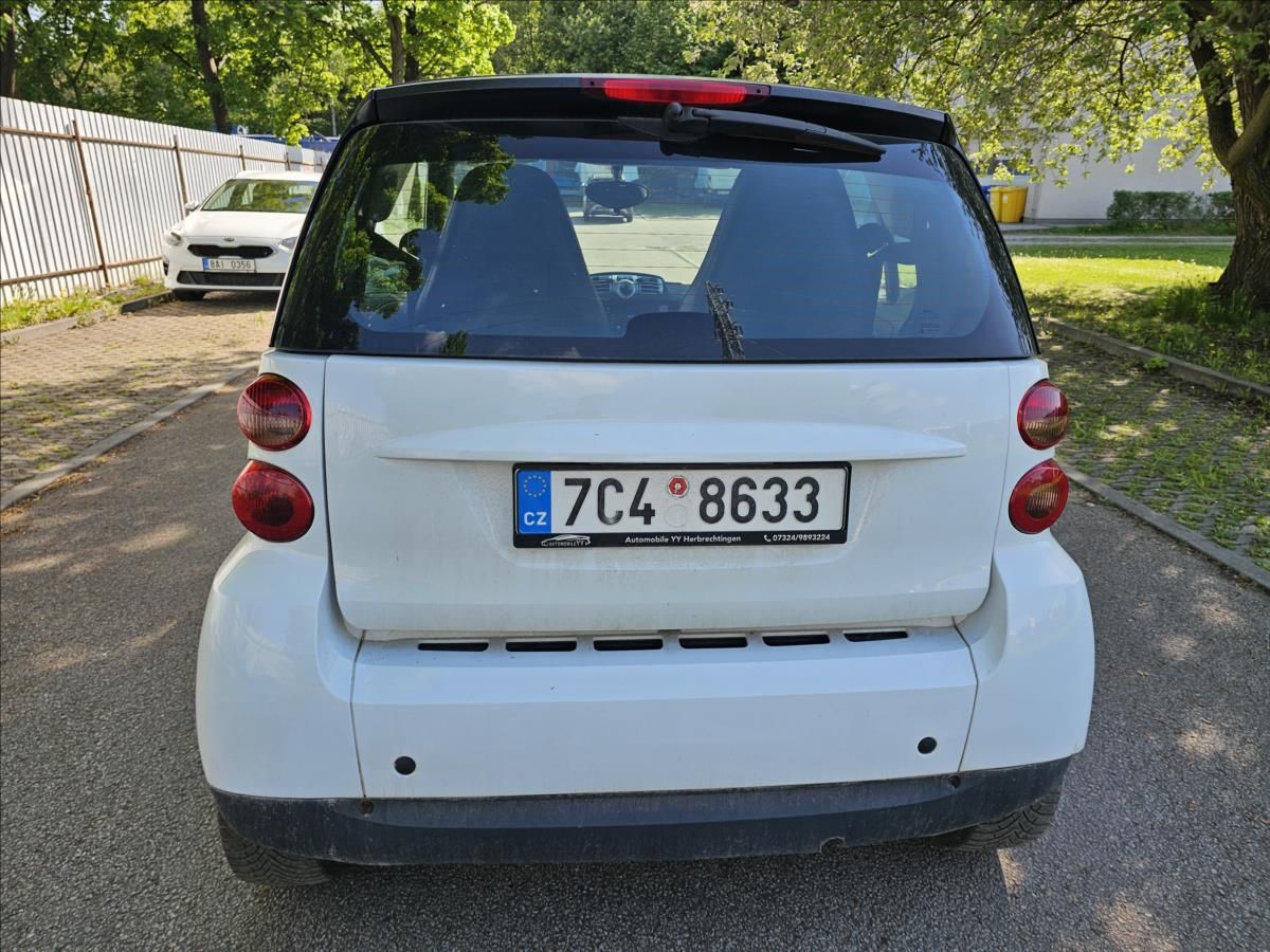 Smart Fortwo, 1,0 45kW micro hybrid drive pu - fotka 5