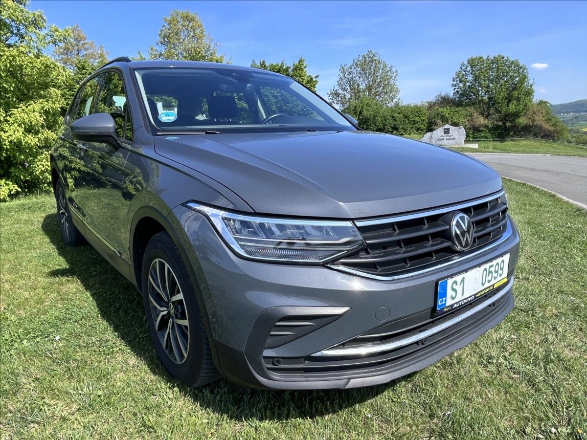 Volkswagen Tiguan, 1,5 TSI Life - fotka 2