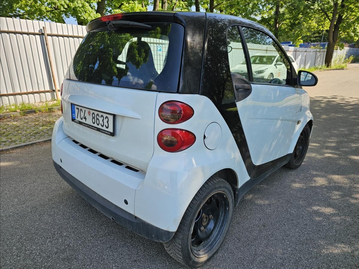 Smart Fortwo, 1,0 45kW micro hybrid drive pu - fotka 6